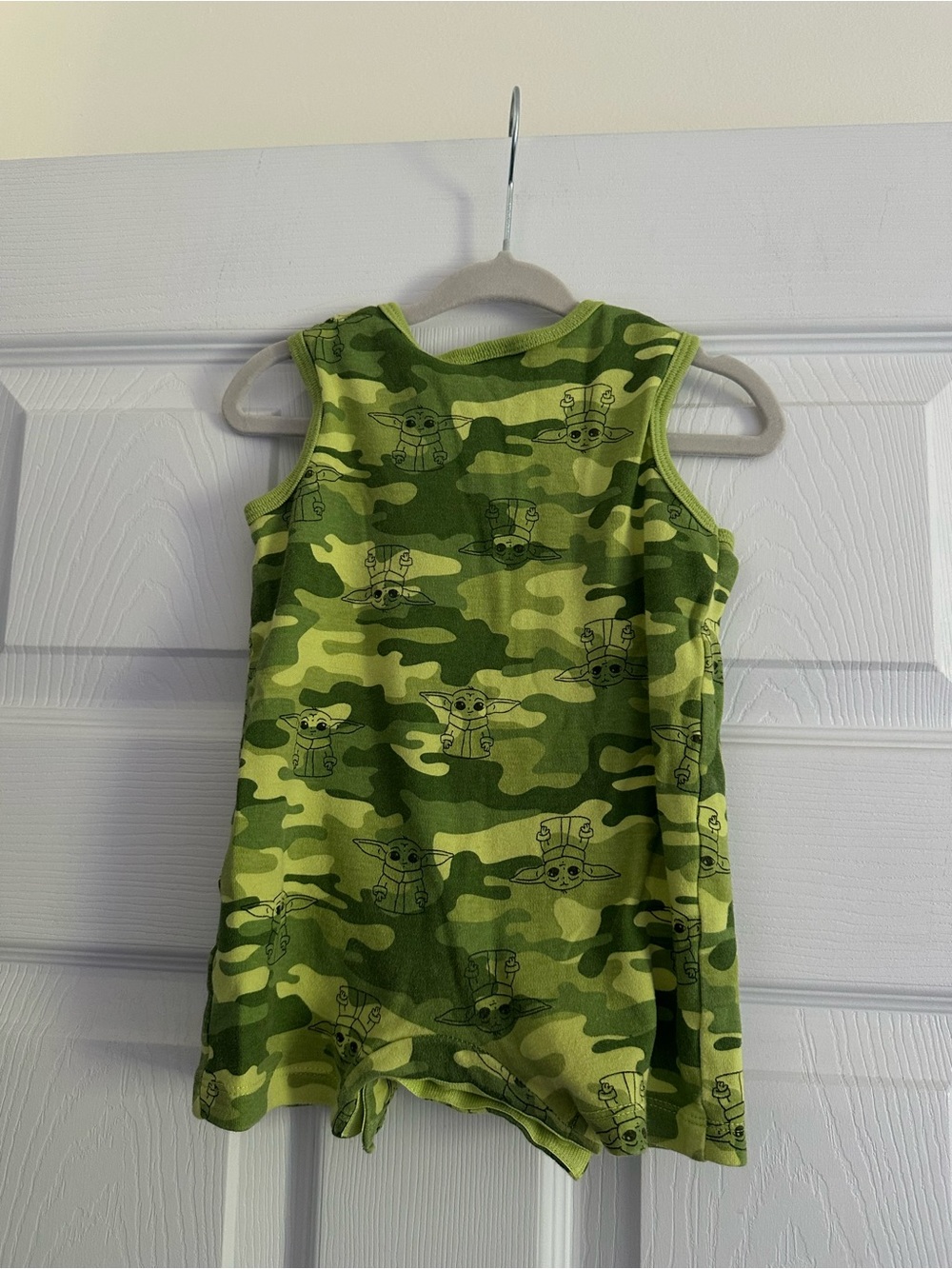 Size 12M Star Wars Grogu (Baby Yoda)‎ Baby Romper Camo Sleeveless One Piece - Picture 2 of 5
